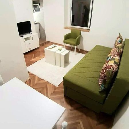 Small&Cozy Apartment Podgorica Ngoại thất bức ảnh